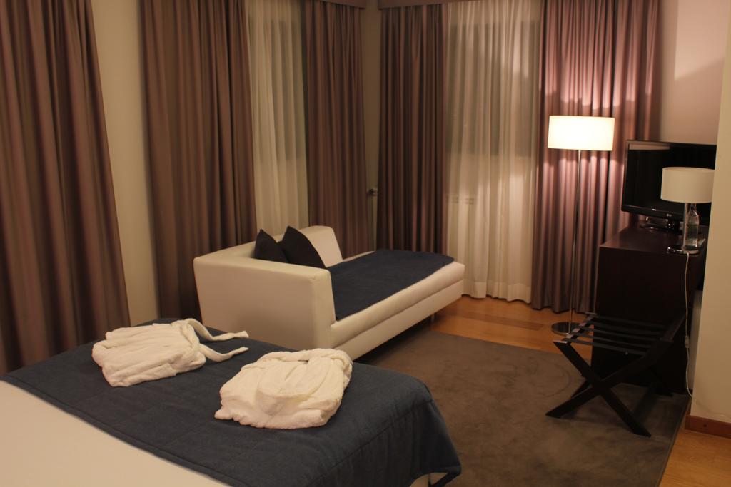 Quinta de Santo Estêvão Hotel Rural Aguiar da Beira Quarto foto